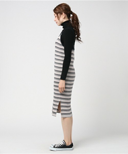 archives（アルシーヴ）の「マルチボーダーキャミワンピース（ワンピース・レディース・グレー/ネイビー/ピンク・MEDIUM）」の6枚目の写真