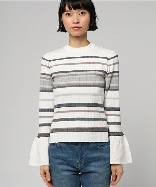 archives（アルシーヴ）の「マルチボーダー袖フレアプルオーバー（ニット/セーター・レディース・オフホワイト/ベージュ/ネイビー・MEDIUM）」の4枚目の写真