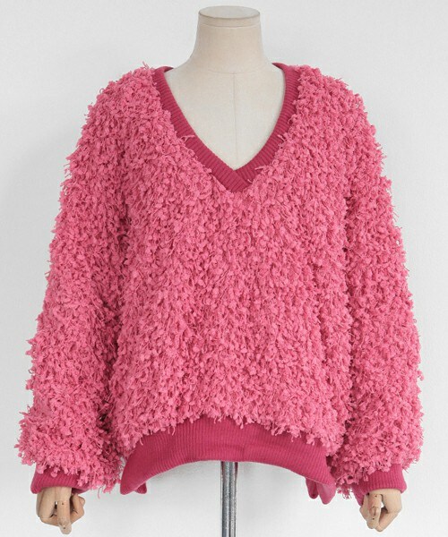 DHOLIC（ディーホリック）の「Vネックシャギープルオーバー（Tシャツ/カットソー・レディース・FREE）」の2枚目の写真