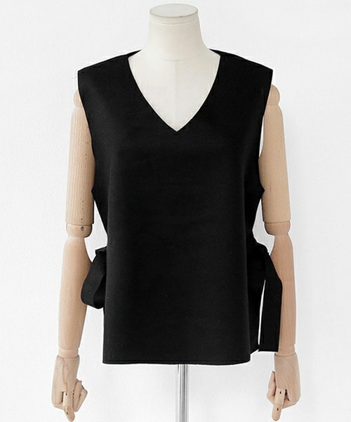 DHOLIC（ディーホリック）の「ウール混サイドストラップVネックベスト（ベスト・レディース・FREE）」の2枚目の写真