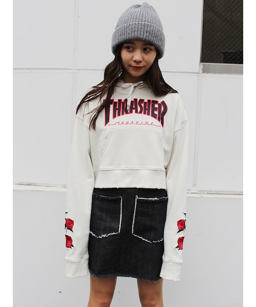 jouetie（ジュエティ）の「THRASHERスリーブフラワーHOODIE（トップス・レディース・オフホワイト/グレー/ブラック/レッド）」の12枚目の写真