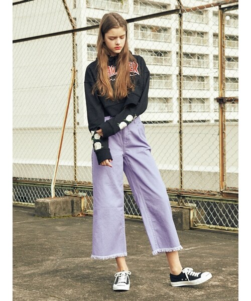 jouetie（ジュエティ）の「THRASHERスリーブフラワーHOODIE（トップス・レディース・オフホワイト/グレー/ブラック/レッド）」の7枚目の写真