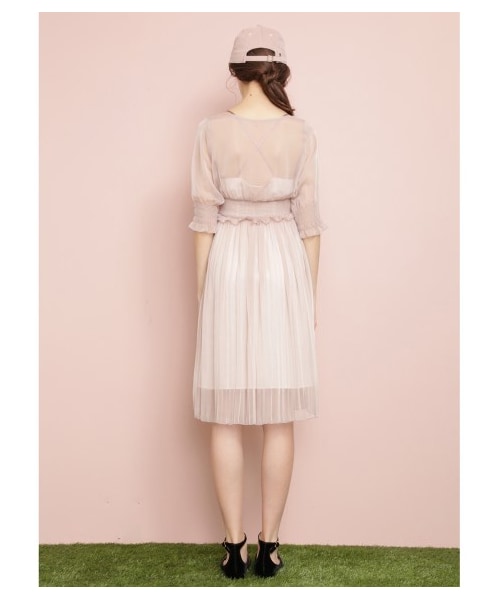 FURFUR（ファーファー）の「スモッキングプリーツドレス（膝丈ワンピース・レディース・PNK/BLU/GRY・F）」の17枚目の写真