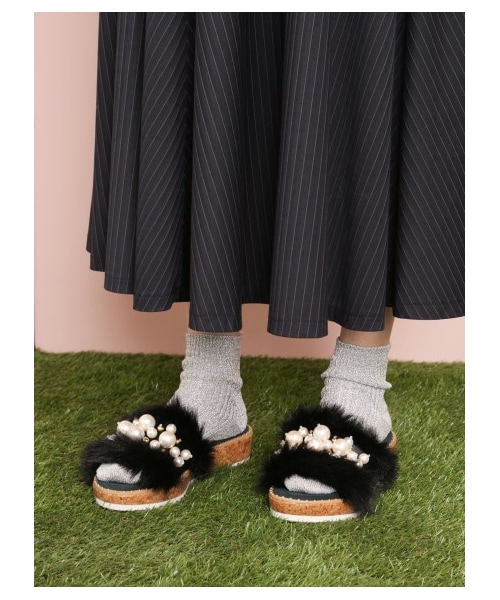 FUR FURファーファー エコファーパールサンダル FURFUR（ファーファー）の「エコファーパールサンダル（サンダル