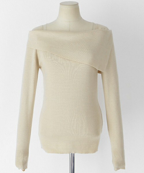 DHOLIC（ディーホリック）の「アンバランスボートネックスリムニットTシャツ（Tシャツ/カットソー・レディース・FREE）」の4枚目の写真