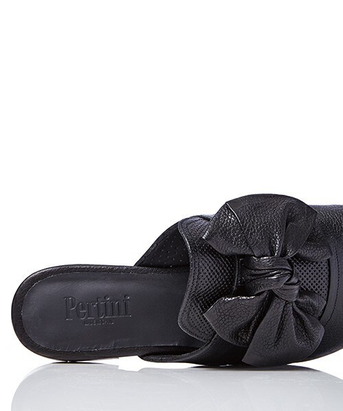 Pertini（ペルティニ）の「Pertini スリッポンシューズ（サンダル・レディース・ホワイト/ブラック・36/37/38/39）」の17枚目の写真