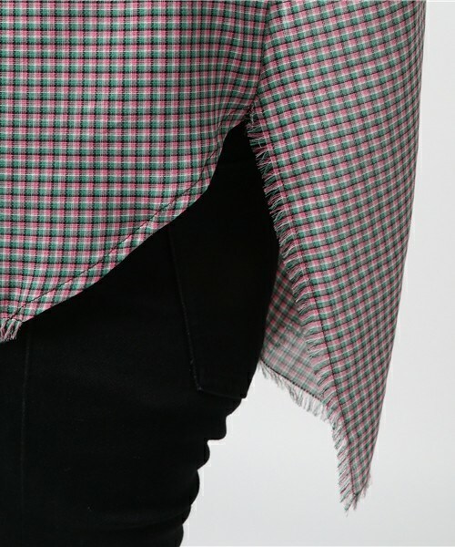 AKANE UTSUNOMIYA（アカネウツノミヤ）の「AKANE UTSUNOMIYA バックボタンシャツ（シャツ/ブラウス・レディース・ピンク・38）」の8枚目の写真