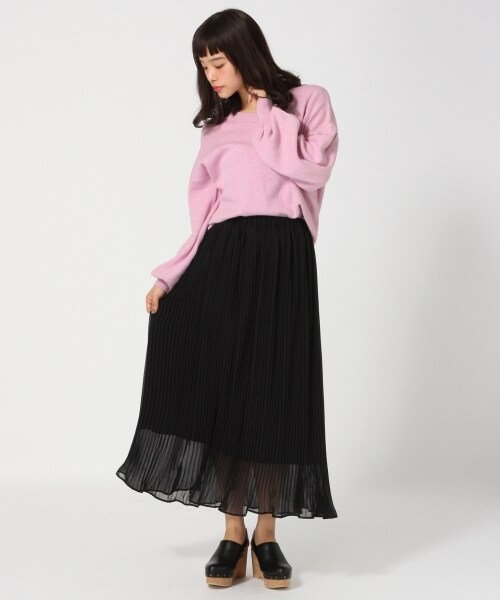 LOWRYS FARM（ローリーズファーム）の「★WEB先行予約アイテム★ラッフルヘムプリーツロングスカート（スカート・オフ/ブラック/グレー/レッド）」の5枚目の写真