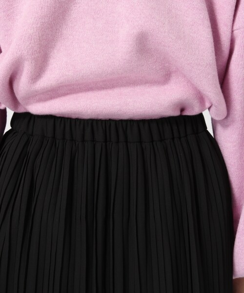 LOWRYS FARM（ローリーズファーム）の「★WEB先行予約アイテム★ラッフルヘムプリーツロングスカート（スカート・オフ/ブラック/グレー/レッド）」の10枚目の写真