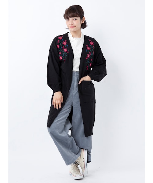 w closet（ダブルクローゼット）の「刺繍入りロングカーディガン（トップス・レディース・グレー/ピンク/ブラック・FREE）」の14枚目の写真