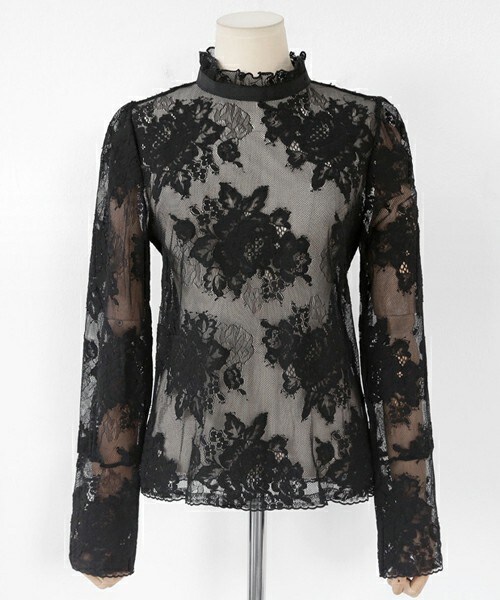 DHOLIC(ディーホリック)の「フリルネックフローラルレースブラウス(シャツ/ブラウス・レディース・FREE)」の2枚目の写真