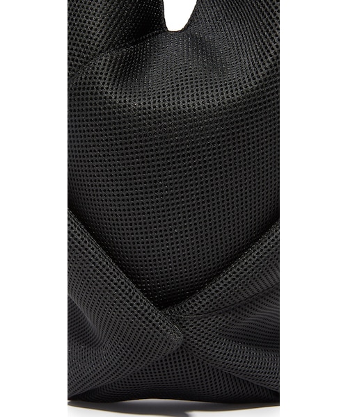 Maison Margiela（メゾンマルジェラ）の「MM6 Hobo Bag（バックパック/リュック・レディース・Black・One Size）」の5枚目の写真