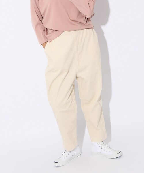 niko and...（ニコアンド）の「コーデュロイテーパーパンツ（パンツ・オフホワイト/オレンジ/カーキ/ブルー）」の19枚目の写真