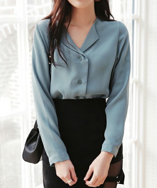 DHOLIC(ディーホリック)の「4COLORSオープンカラーブラウス(シャツ/ブラウス・レディース・FREE)」の1枚目の写真