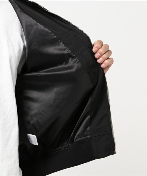 UNIF（ユニフ）の「UNIF SMILE・ボンバージャケット UMJ-1096