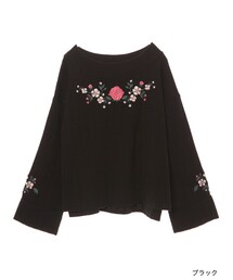w closet | 刺繍入りワイドネックニット(トップス)
