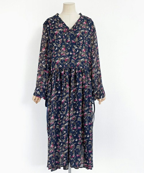 DHOLIC（ディーホリック）の「スリーブストラップフラワーパターンワンピース（ワンピース・レディース・FREE）」の2枚目の写真