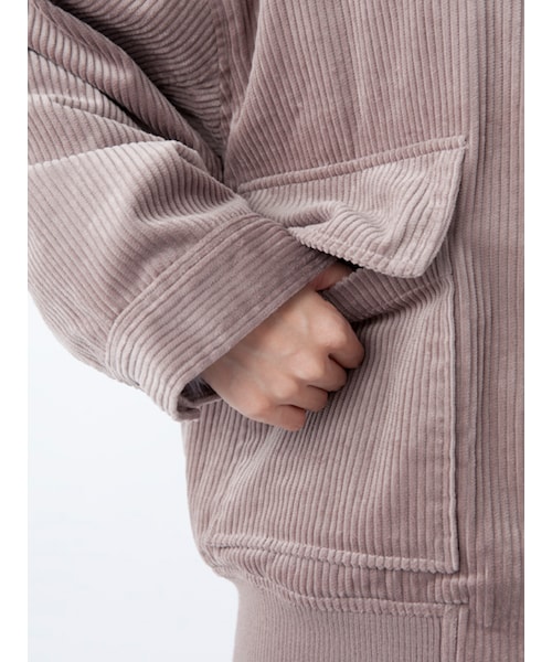 w closet(ダブルクローゼット)の「コーデュロイBIGブルゾン(ジャケット/アウター・レディース・グレージュ/キャメル/レンガ・FREE)」の9枚目の写真