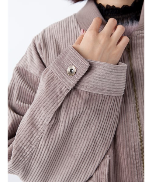 w closet(ダブルクローゼット)の「コーデュロイBIGブルゾン(ジャケット/アウター・レディース・グレージュ/キャメル/レンガ・FREE)」の8枚目の写真