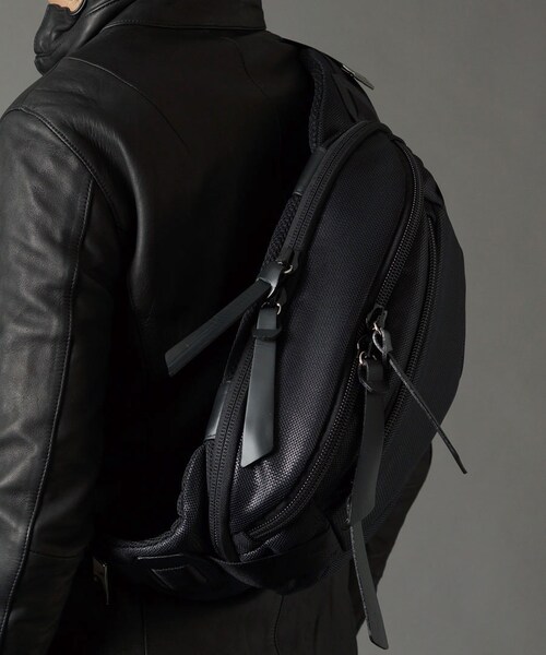 SHELLAC（シェラック）の「ｶｳﾚｻﾞｰ×ﾒｯｼｭ ﾎﾞﾃﾞｨﾊﾞｯｸﾞ（）」 - WEAR