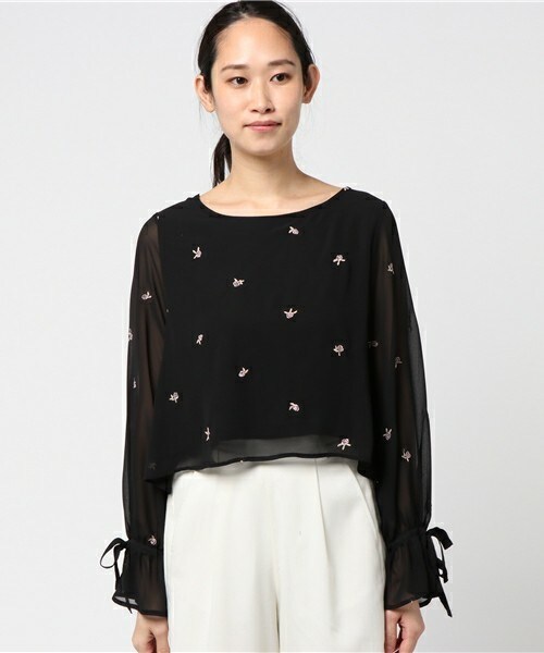 archives（アルシーヴ）の「花柄刺繍ﾌﾞﾗｳｽ（シャツ/ブラウス・レディース・オフホワイト/ブラック/シルバーグレー・MEDIUM）」の4枚目の写真