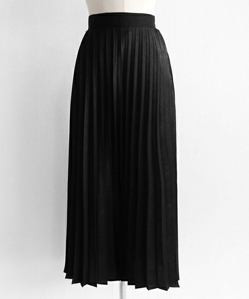 DHOLIC（ディーホリック）の「バックゴムシルキープリーツミモレスカート（スカート・レディース・FREE）」の2枚目の写真
