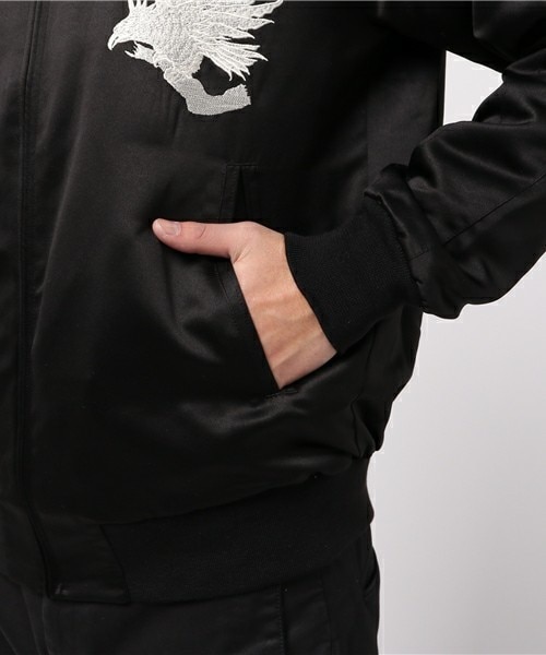 UNION STATION（ユニオンステーション）の「【2017SS商品】刺繍【ワシ】リバーシブル仕様スカジャン＆MA-1（ブルゾン・メンズ・ブラック/ブラック×ホワイト/ネイビー・S/M/L/LL）」の8枚目の写真