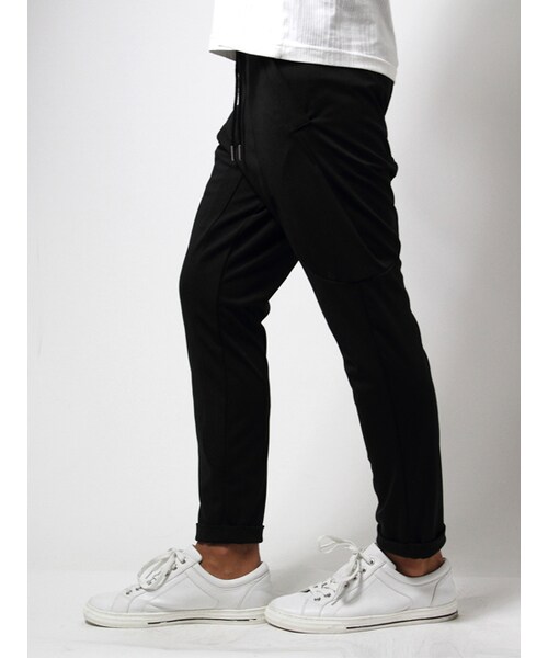 Luv maison（ラブメゾン）の「リラックス3D9分丈パンツ（パンツ・メンズ・ブラック/カーキ・M/L）」の2枚目の写真