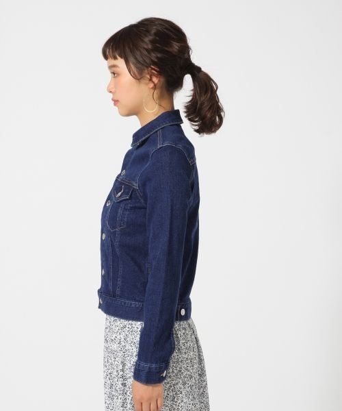 LOWRYS FARM（ローリーズファーム）の「ＣＯＮＥＧジャン（ジャケット/アウター・ライトデニム/USED85/ブルーデニム）」の8枚目の写真