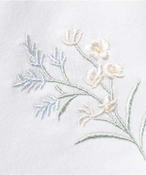 archives（アルシーヴ）の「刺繍入りプルオーバー（Tシャツ/カットソー・レディース・オフホワイト/ブラック/ピンク・MEDIUM）」の9枚目の写真