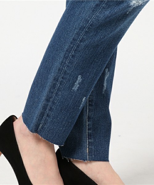 archives（アルシーヴ）の「ダメージテーパードパンツ（デニムパンツ・レディース・ブルー/ロイヤルブルー・SMALL/MEDIUM）」の9枚目の写真