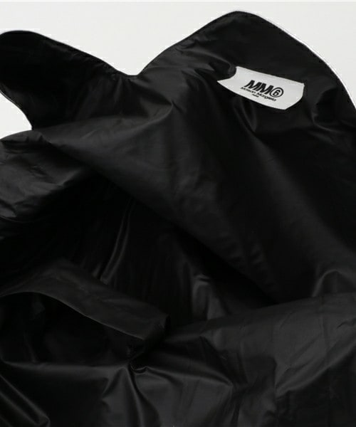 MM6 Maison Margiela(エムエムシックス メゾン マルジェラ)の「MM6 Maison Margiela ミラーレザートートバッグ(トートバッグ・レディース・シルバー・FREE)」の5枚目の写真