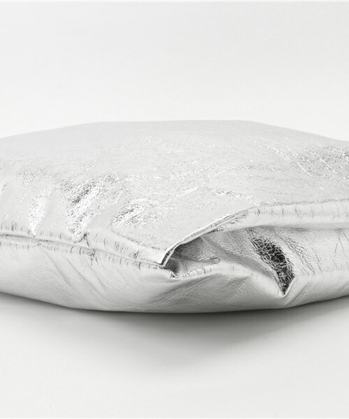 MM6 Maison Margiela(エムエムシックス メゾン マルジェラ)の「MM6 Maison Margiela ミラーレザートートバッグ(トートバッグ・レディース・シルバー・FREE)」の3枚目の写真