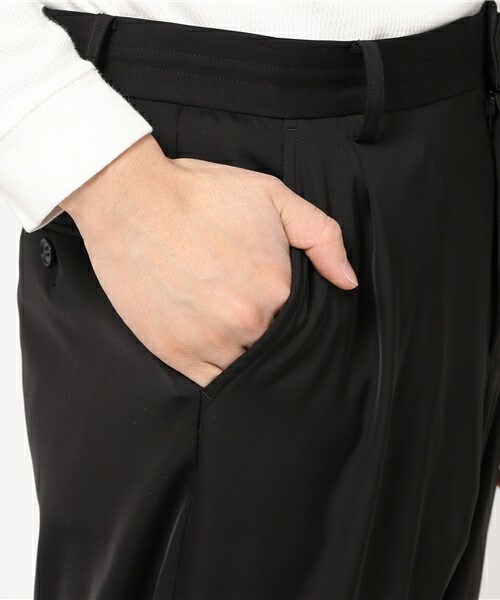 yoshiokubo(ヨシオクボ)の「yoshio kubo 『DEEP CROTCH STRETCH』パンツ(その他パンツ・メンズ・ブラック・1/2)」の6枚目の写真