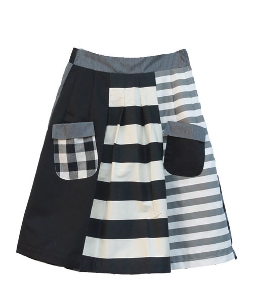NIRAME.CO（ニラメッコ）の「お手伝いスカート　モノトーン　ボーダーチェック（スカート・レディース・その他）」の4枚目の写真
