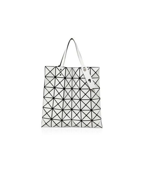 BAO BAO ISSEY MIYAKE（バオバオイッセイミヤケ）の「Bao Bao Issey Miyake Lucent Basic Faux Leather Tote（トートバッグ・レディース・White/Black）」の3枚目の写真