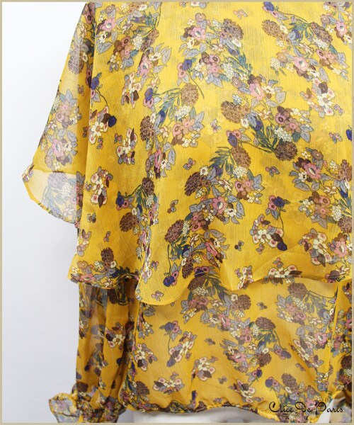 paravion（パラビオン）の「K/花柄プリントケープカラーブラウス（トップス・レディース・ネイビー/イエロー・ワンサイズ）」の6枚目の写真