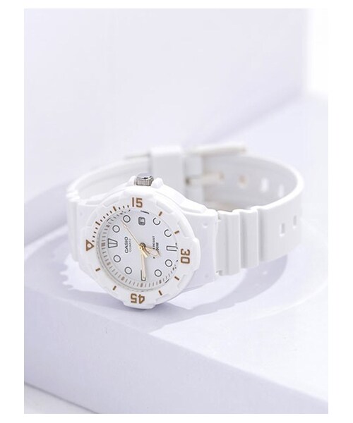 NANO universe（ナノユニバース）の「ナノ・ユニバース CASIO スポーツウォッチ[CASIO/カシオ]（アナログ腕時計・レディース・パターン1/パターン2/ブラック/ホワイト/マルチ・F）」の2枚目の写真