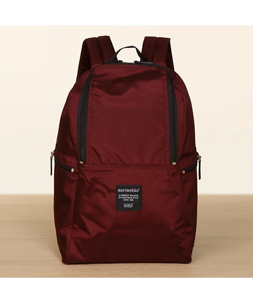 marimekko（マリメッコ）の「marimekko Metro バックパック（バックパック/リュック・レディース・ブラック/フォレストグリーン/ベージュ/ワインレッド・F）」の8枚目の写真