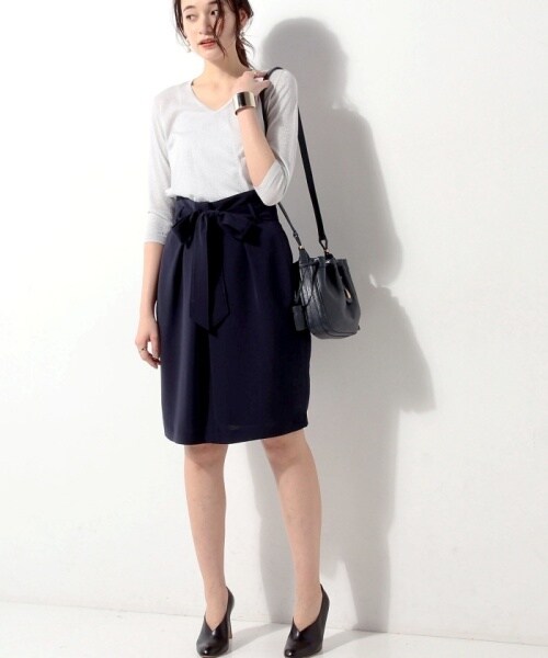 UNITED ARROWS(ユナイテッドアローズ)の「UNITED ARROWS UBCE ハイウエスト リボン タイトスカート(スカート・レディース・ライトグレー・38)」の6枚目の写真