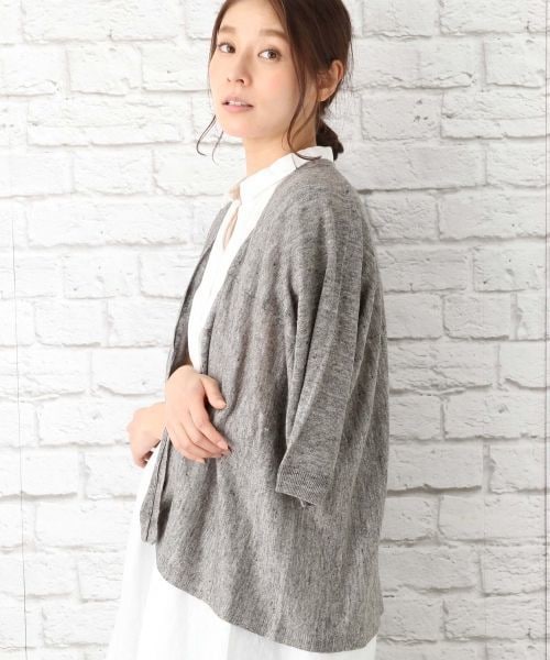 LEPSIM(レプシィム)の「12GフレンチリネンVカーディガン(カーディガン/ボレロ・レディース・グレー15・FREE SIZE)」の1枚目の写真