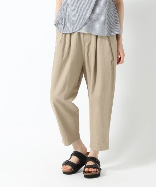 studio CLIP（スタディオクリップ）の「コットンリネン“BONTAM(ボンタン)”パンツ（その他パンツ・レディース・ベージュ55/グリーン70/オリーブ75/ダークブルー89・S/M/L）」の22枚目の写真