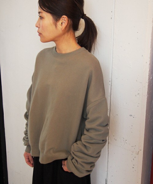 FRAPBOIS（フラボア）の「シャーリンウラケ（スウェット・レディース・ネイビー/グレー/カーキ・1）」の10枚目の写真