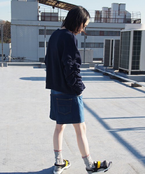 FRAPBOIS（フラボア）の「シャーリンウラケ（スウェット・レディース・ネイビー/グレー/カーキ・1）」の9枚目の写真