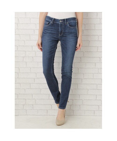 a.v.v（アーヴェヴェ）の「[a.v.v]ストレッチスキニーデニムパンツ（デニムパンツ・レディース・ブルー/ネイビー・36/38/40）」の2枚目の写真