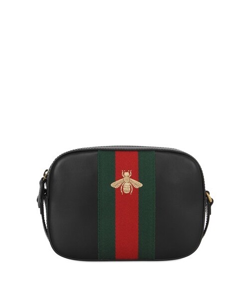 Gucci（グッチ）の「Bee Embroidered Leather Shoulder Bag 