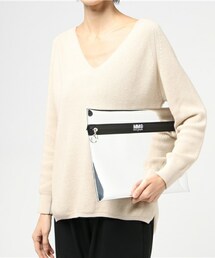 mm6 メゾンマルジェラ　サークル　バッグ　クラッチ MM6 Maison Margiela（ｴﾑｴﾑｼｯｸｽ ﾒｿﾞﾝ ﾏﾙｼﾞｪﾗ）の「MM6 Maison