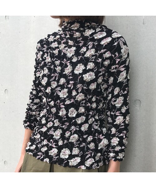 copine(コピン)の「くしゅくしゅ★ポップコーン加工花柄プルオーバー(3color)【クリックポスト対象商品】(Tシャツ/カットソー・レディース・その他)」の5枚目の写真