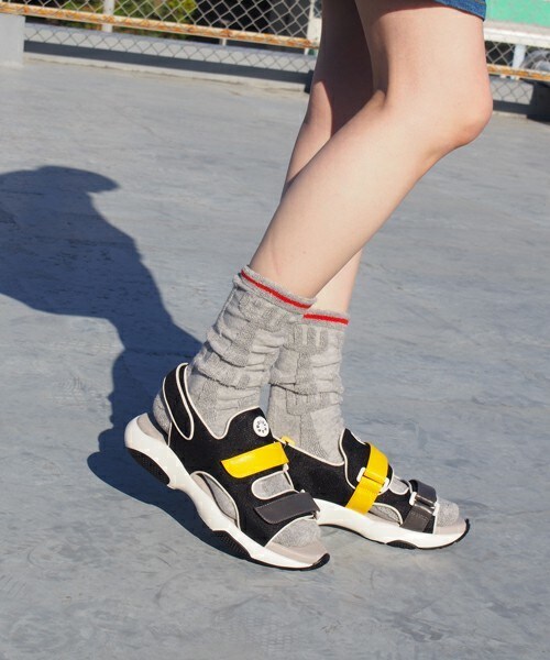 FRAPBOIS（フラボア）の「スニーク（サンダル・レディース・ホワイト/ブラック・0/1/2/3）」の6枚目の写真