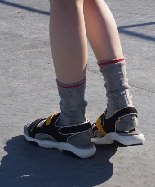 FRAPBOIS（フラボア）の「スニーク（サンダル・レディース・ホワイト/ブラック・0/1/2/3）」の7枚目の写真